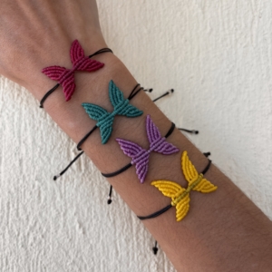 ΜΑΚΡΑΜΕ ΒΡΑΧΙΟΛΙ ΠΕΤΑΛΟΥΔΑ ΜΕ ΜΑΥΡΟ ΛΟΥΡΑΚΙ